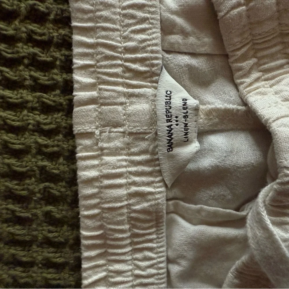 Banana Republic Men's Cream Linen Pants
